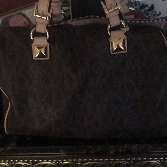 Michael Kors Handbags - Michael kors bag